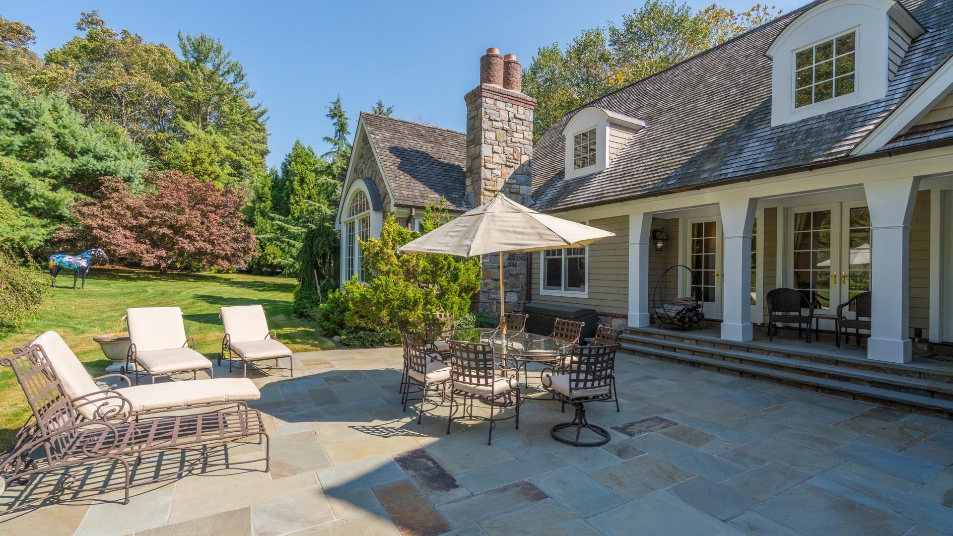 46 Morgan Drive, Old Westbury, New York image 27