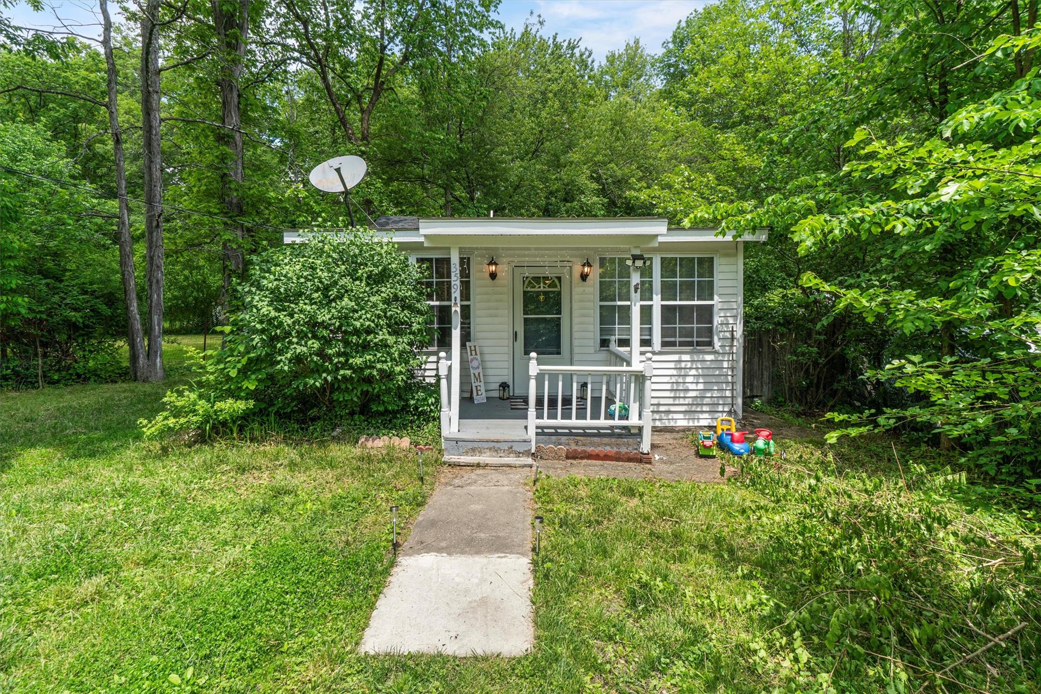359 Lake Shore Drive, Pine Bush, New York image 1