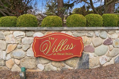 44 Villas Circle Melville NY 11747
