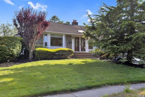 128 Hazelwood Drive Jericho NY 11753