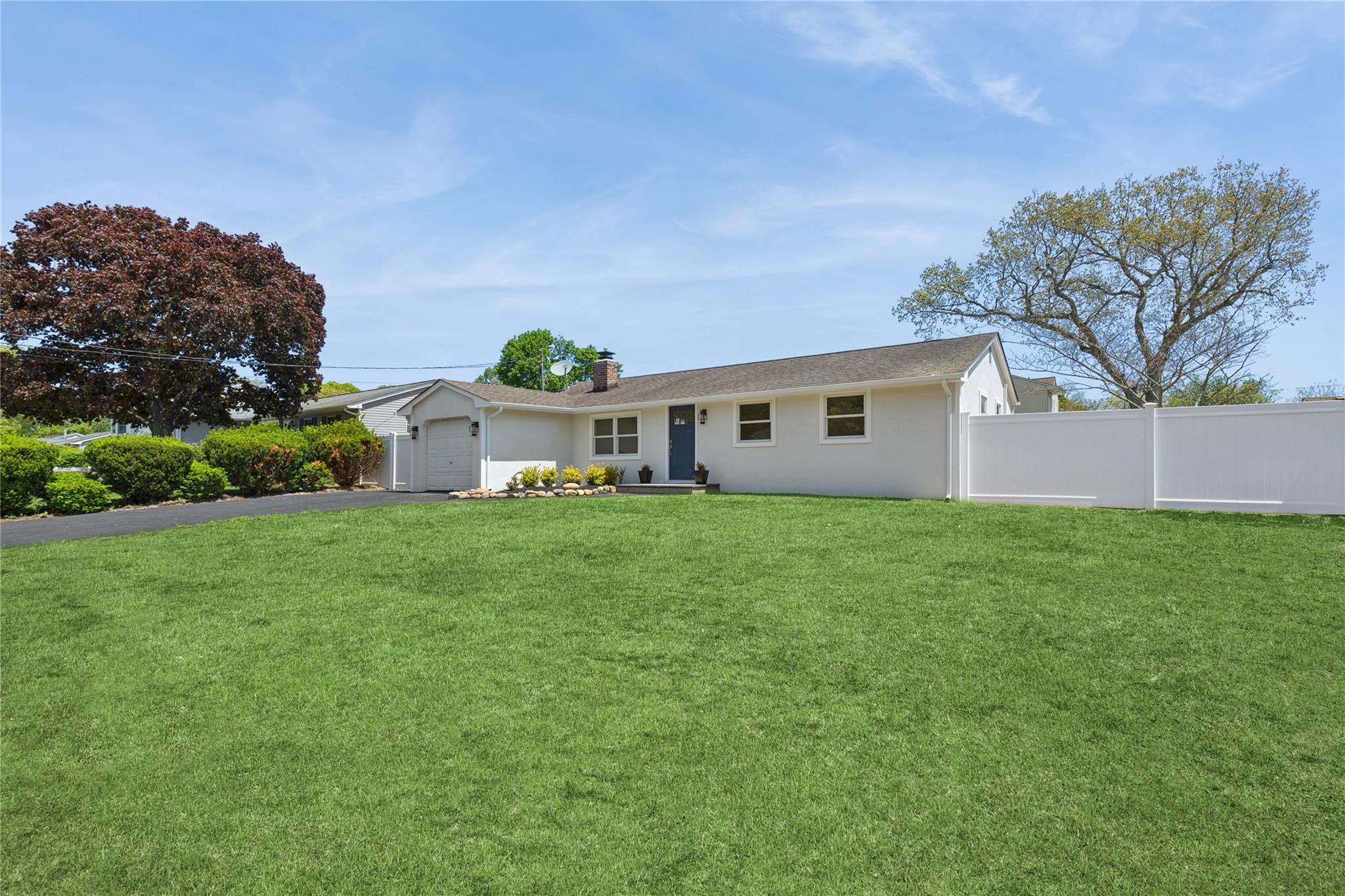59 Smithtown Polk Boulevard, Centereach, New York image 27