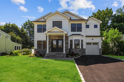 19 Cypress Avenue Bethpage NY 11714