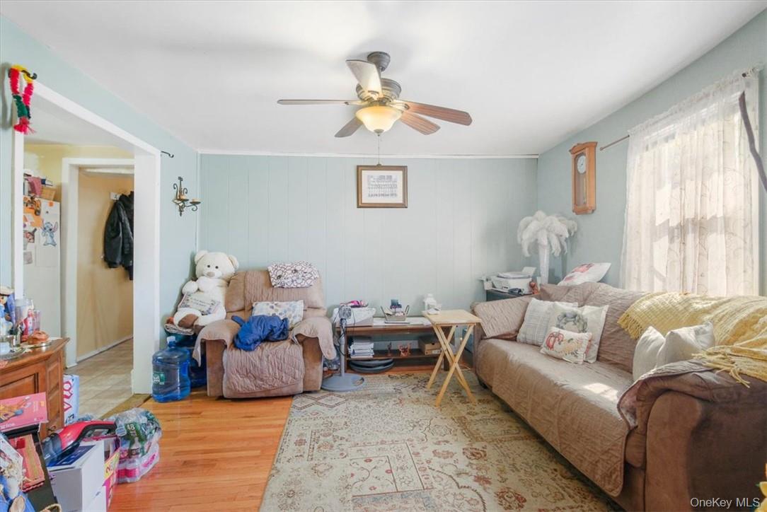 Peekskill, New York 10566, United States, 10 Bedrooms Bedrooms, ,4 BathroomsBathrooms,Residential,Pending,34949