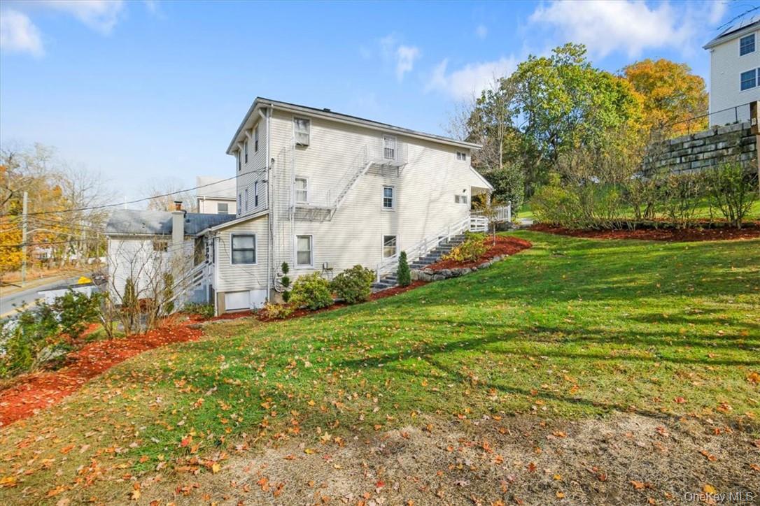 Peekskill, New York 10566, United States, 10 Bedrooms Bedrooms, ,4 BathroomsBathrooms,Residential,Pending,34949