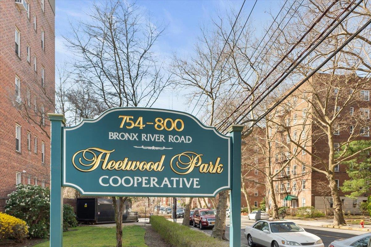 754 Bronx River Road #B-52, Bronxville, New York image 33