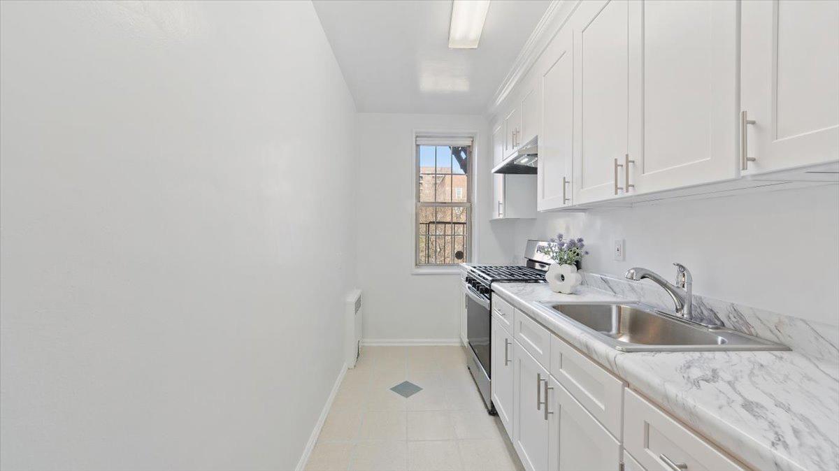 754 Bronx River Road #B-52, Bronxville, New York image 6