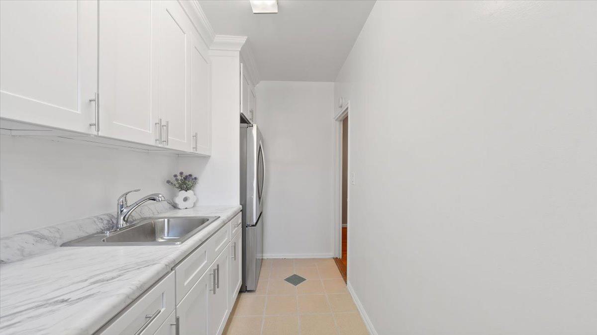 754 Bronx River Road #B-52, Bronxville, New York image 8