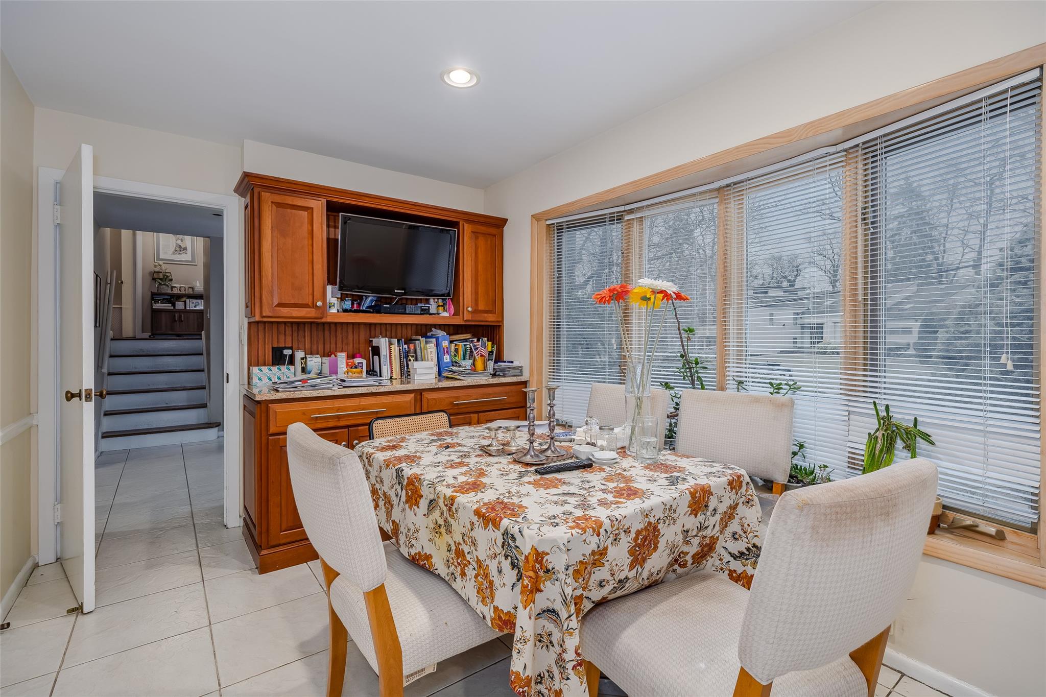 83 E Fernwood Lane, Roslyn, New York image 16