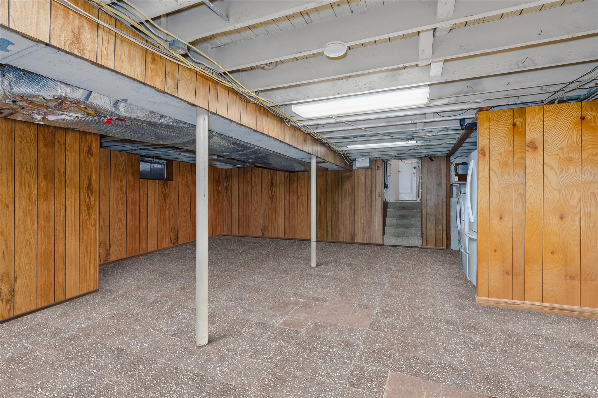 83 E Fernwood Lane, Roslyn, New York image 31