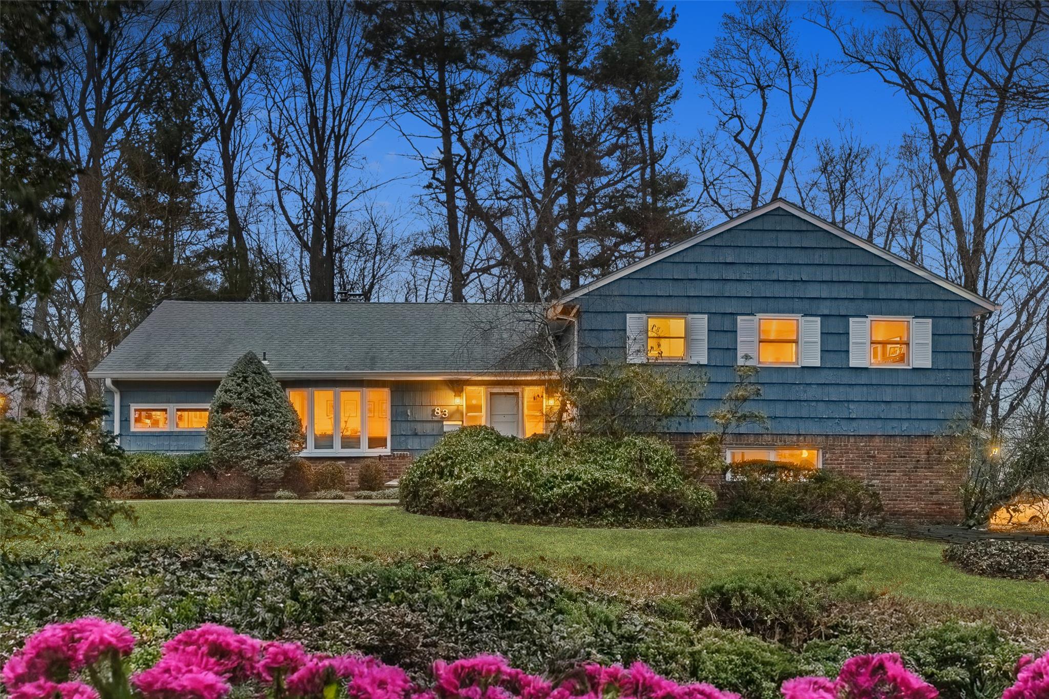 83 E Fernwood Lane, Roslyn, New York image 1