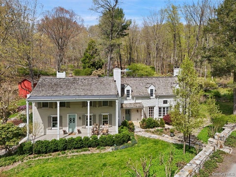 Homes For Sale - 95 Croton Lake Road<br/> Katonah, NY 10536