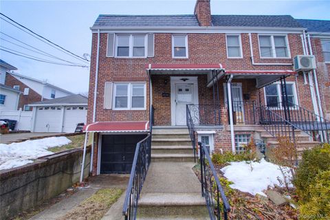 Multifamily For Sale - 2952 172nd Street<br/> Flushing, NY 11358