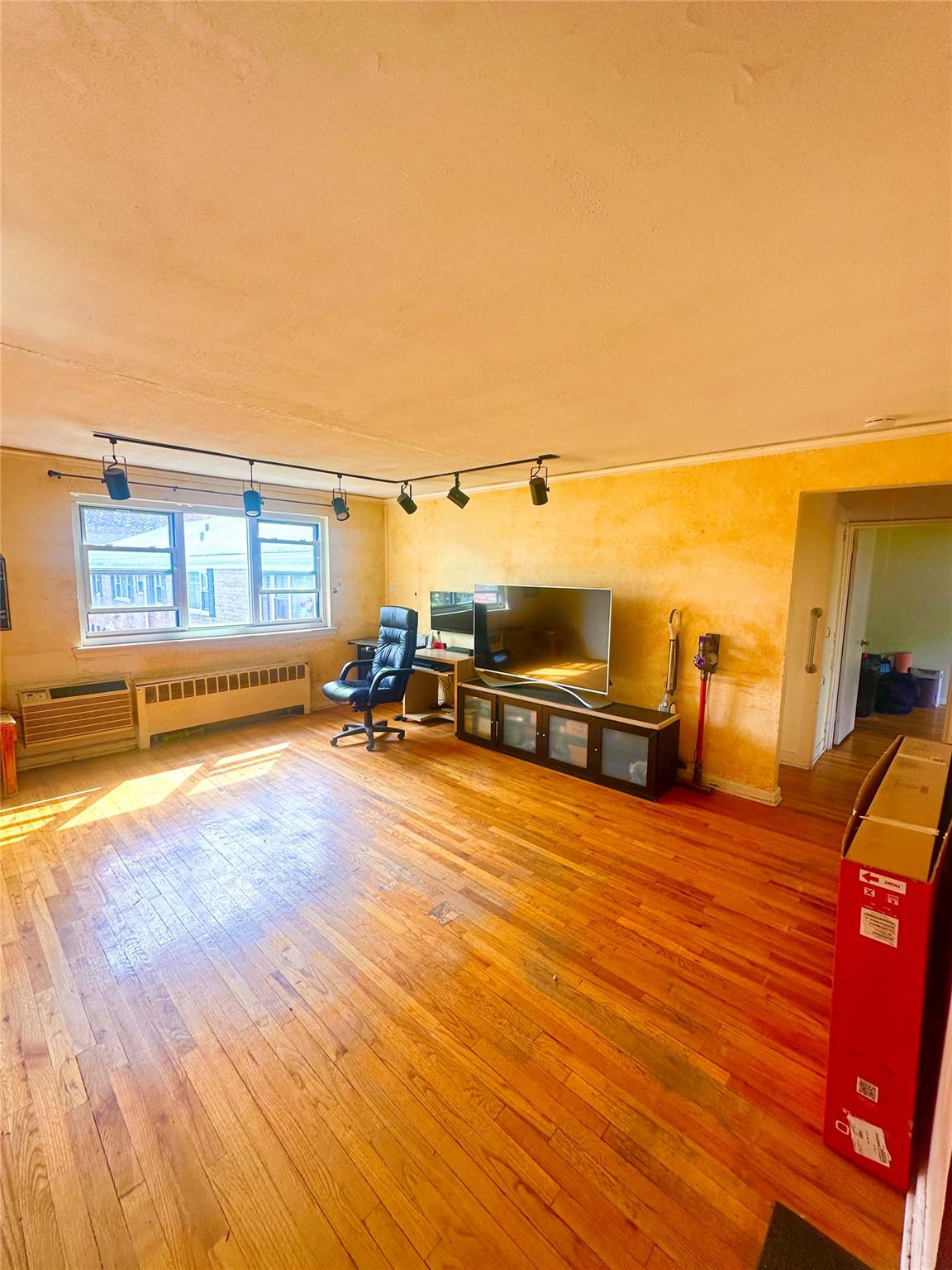 150-18 Jewel Ave Ave #55B, Flushing, New York image 6