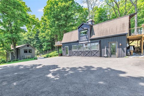 Homes For Sale - 69 Primrose Street<br/> Katonah, NY 10536