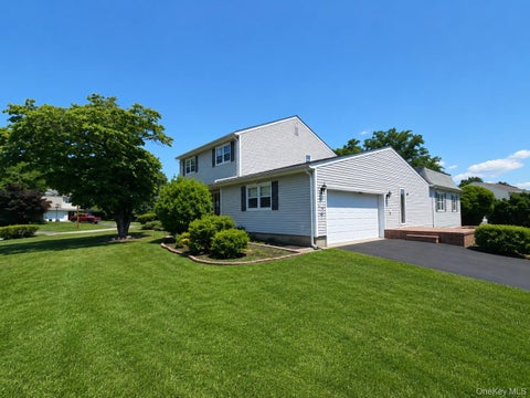 Homes For Sale - 10 Tioken Road<br/> Spring Valley, NY 10977