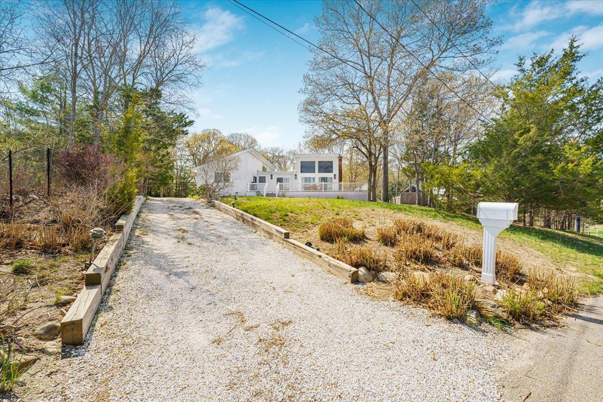 1 Monument Lane, East Hampton, New York image 37