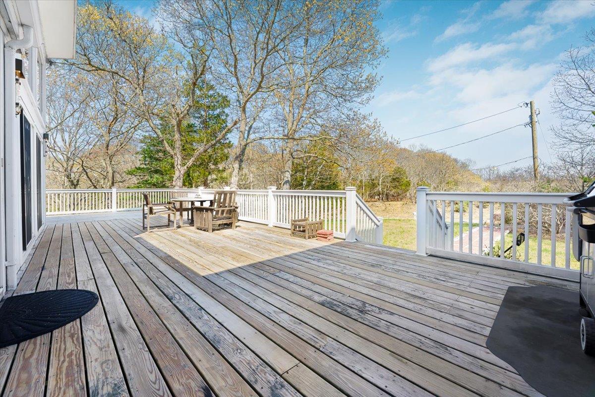 1 Monument Lane, East Hampton, New York image 25