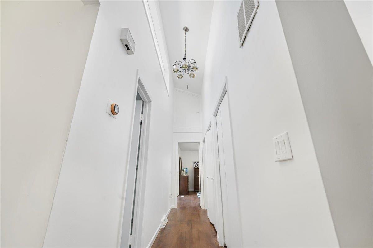 1 Monument Lane, East Hampton, New York image 15