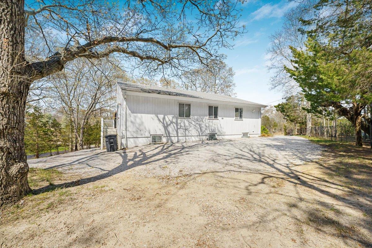1 Monument Lane, East Hampton, New York image 41