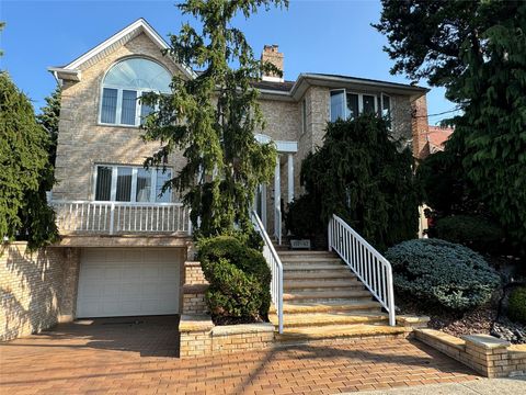 157-47 11th Avenue Whitestone NY 11357