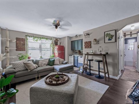 20403 36th Avenue Unit 397, Bayside, NY 11361 - MLS#: 909539