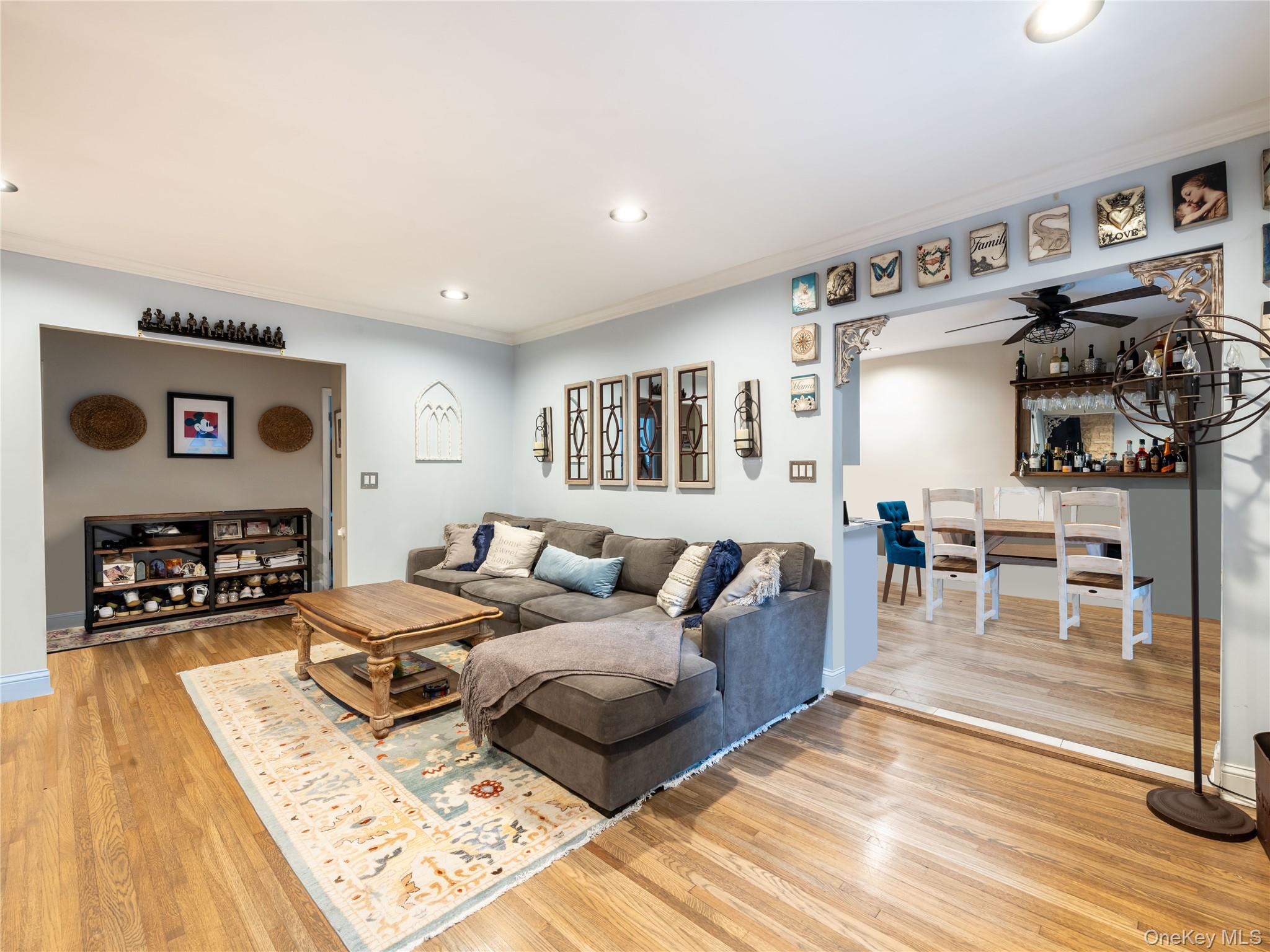 215 Middle Neck Road 15-2A