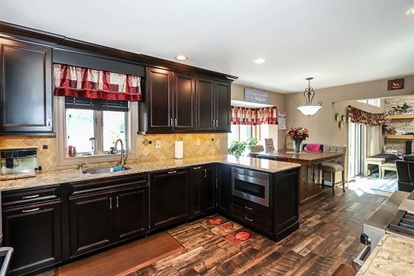 9 Jesse Way, Mount Sinai, New York image 10