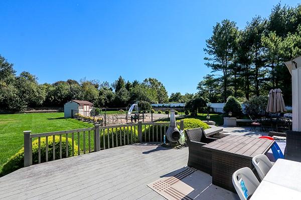 9 Jesse Way, Mount Sinai, New York image 31