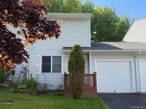 Condo For Rent - 42 Krier Lane<br/> Kiamesha Lake, NY 12751