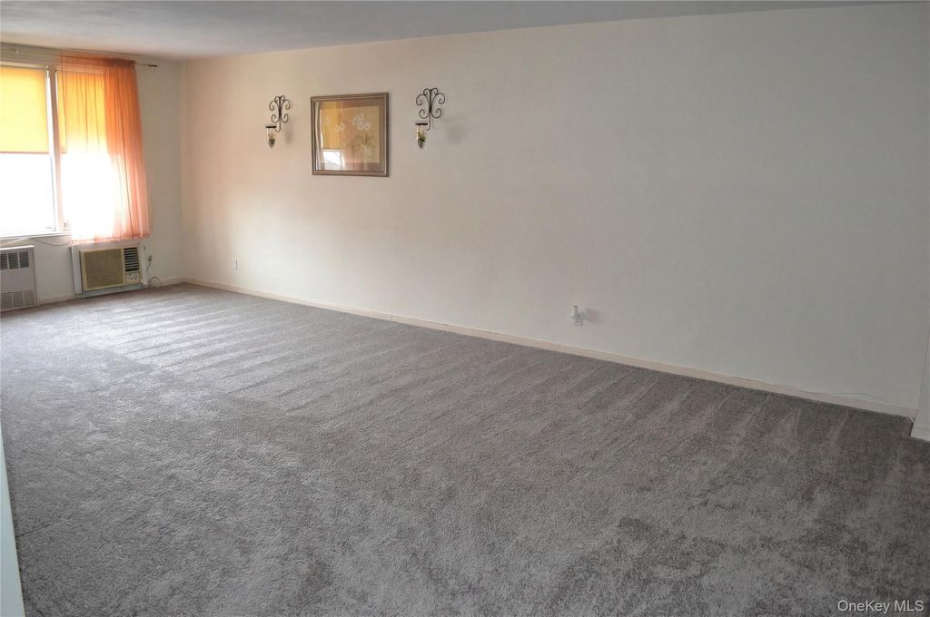 Photo of 245 Rumsey Road #6X, Yonkers, NY 10701 (MLS # 956762)