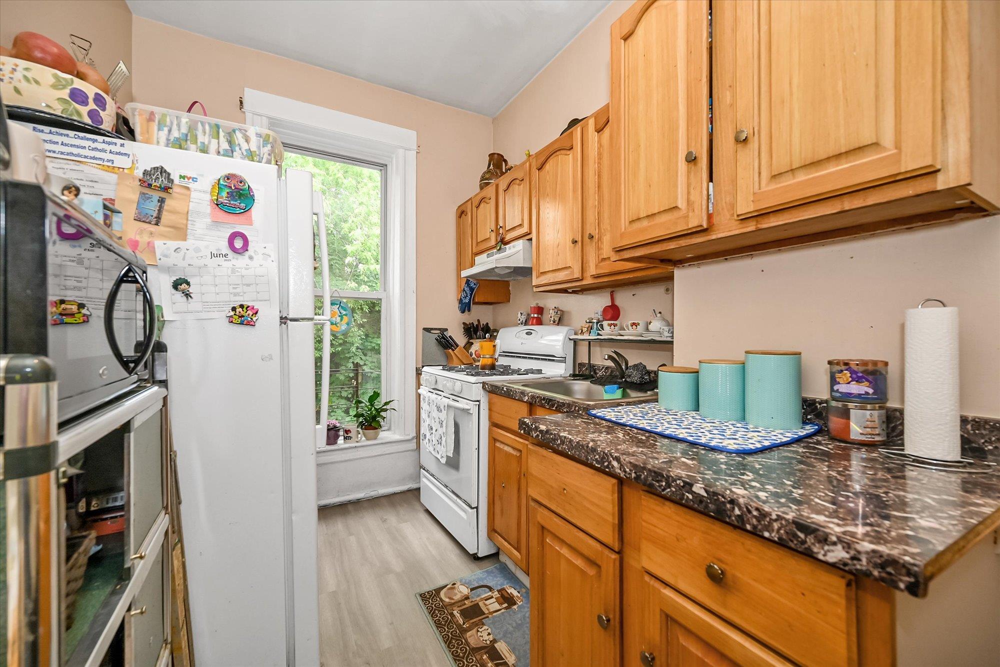 9436 86th Road