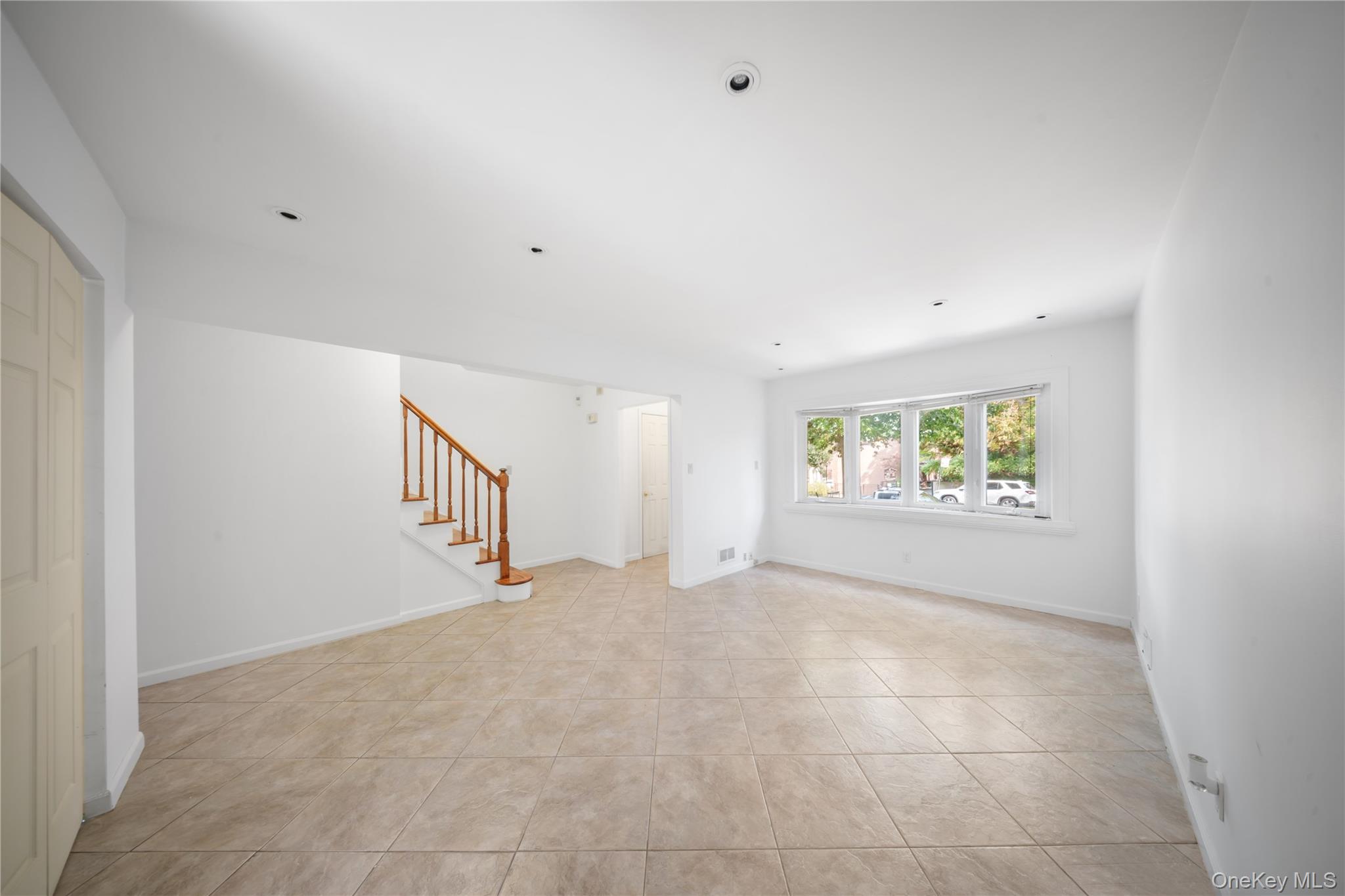 32-28 Parsons Boulevard