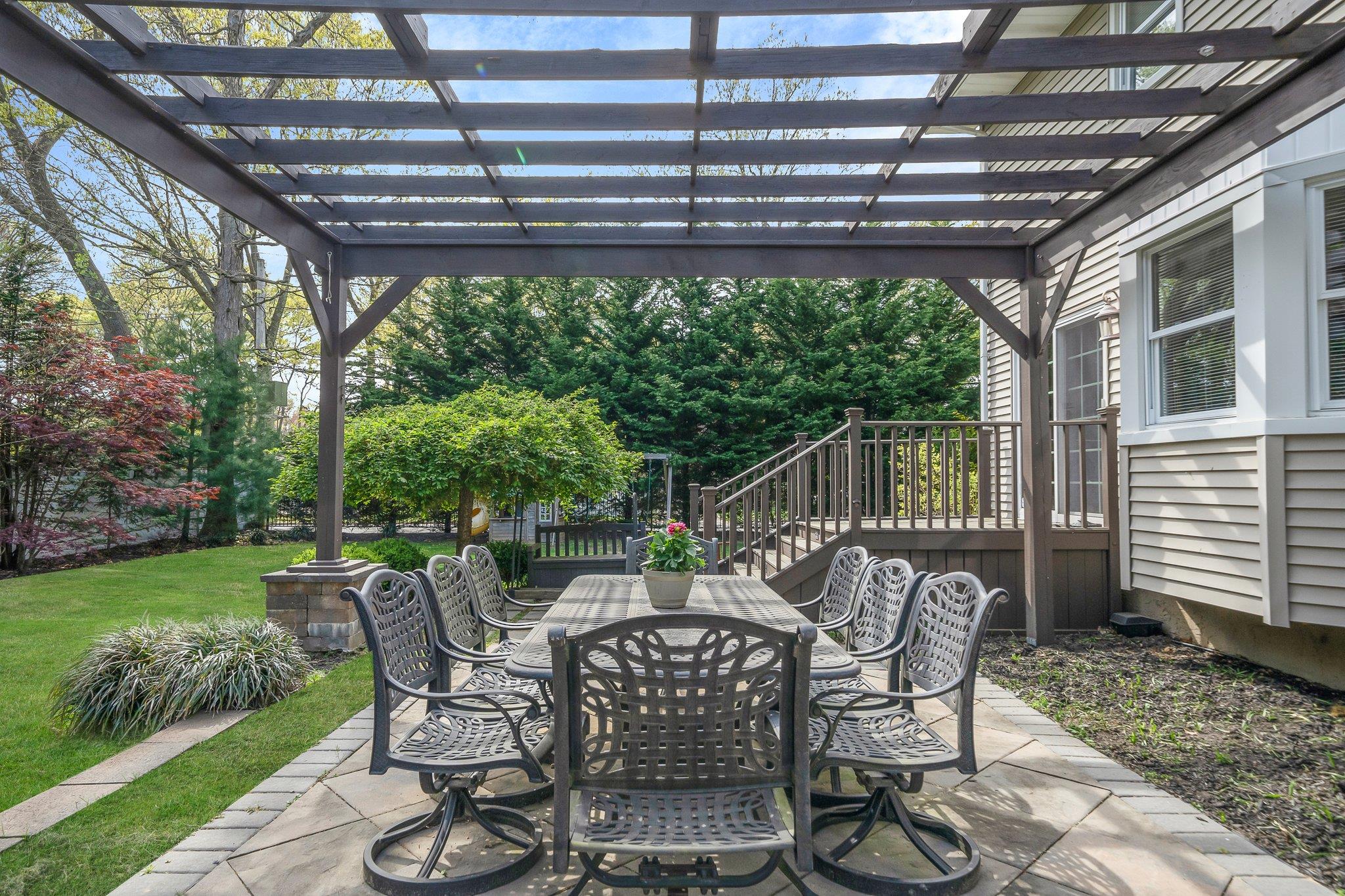 90 Rhoda Avenue, Nesconset, New York image 31
