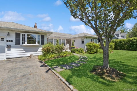 Homes For Rent - 59 Wiltshire Street<br/> Southampton, NY 11968