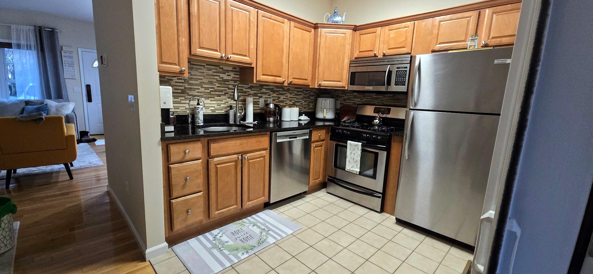 45 Aveonis Court, Fishkill, New York image 6