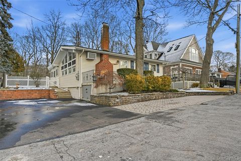 Photo of 36 Oak Lane, Wading River, NY 11792 (MLS # 952927)