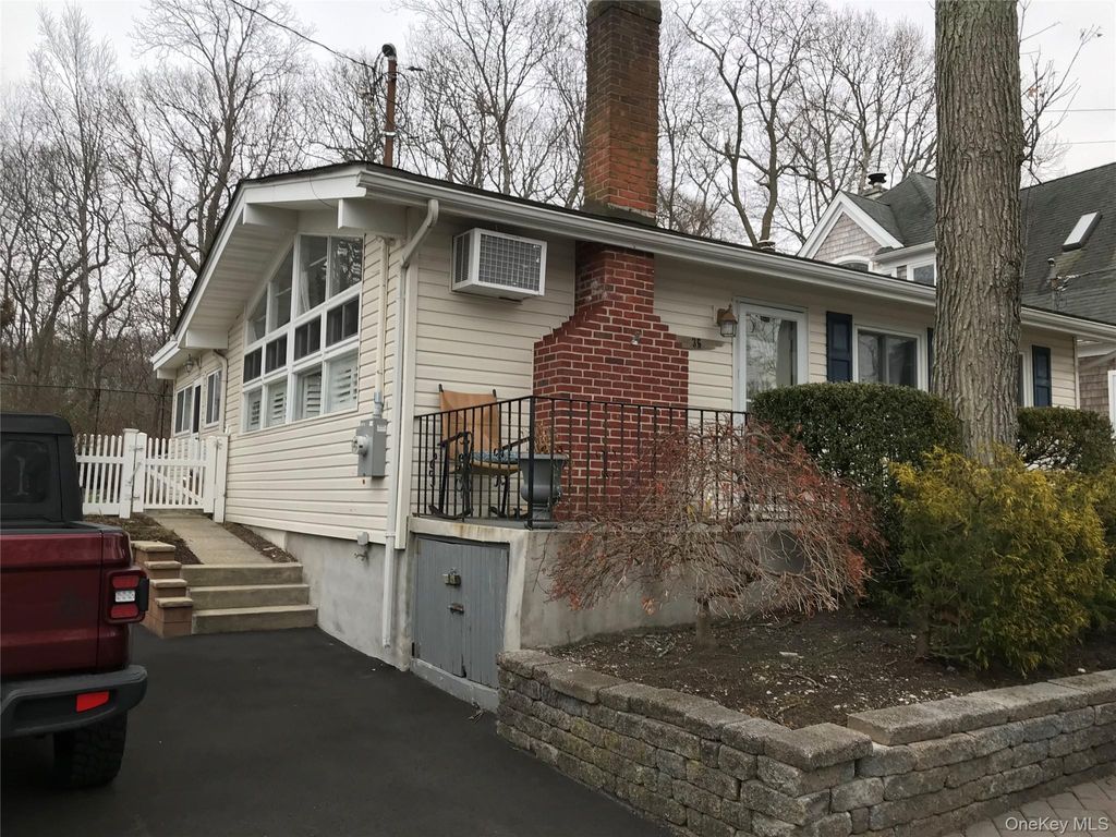 Photo of 36 Oak Lane, Wading River, NY 11792 (MLS # 952927)