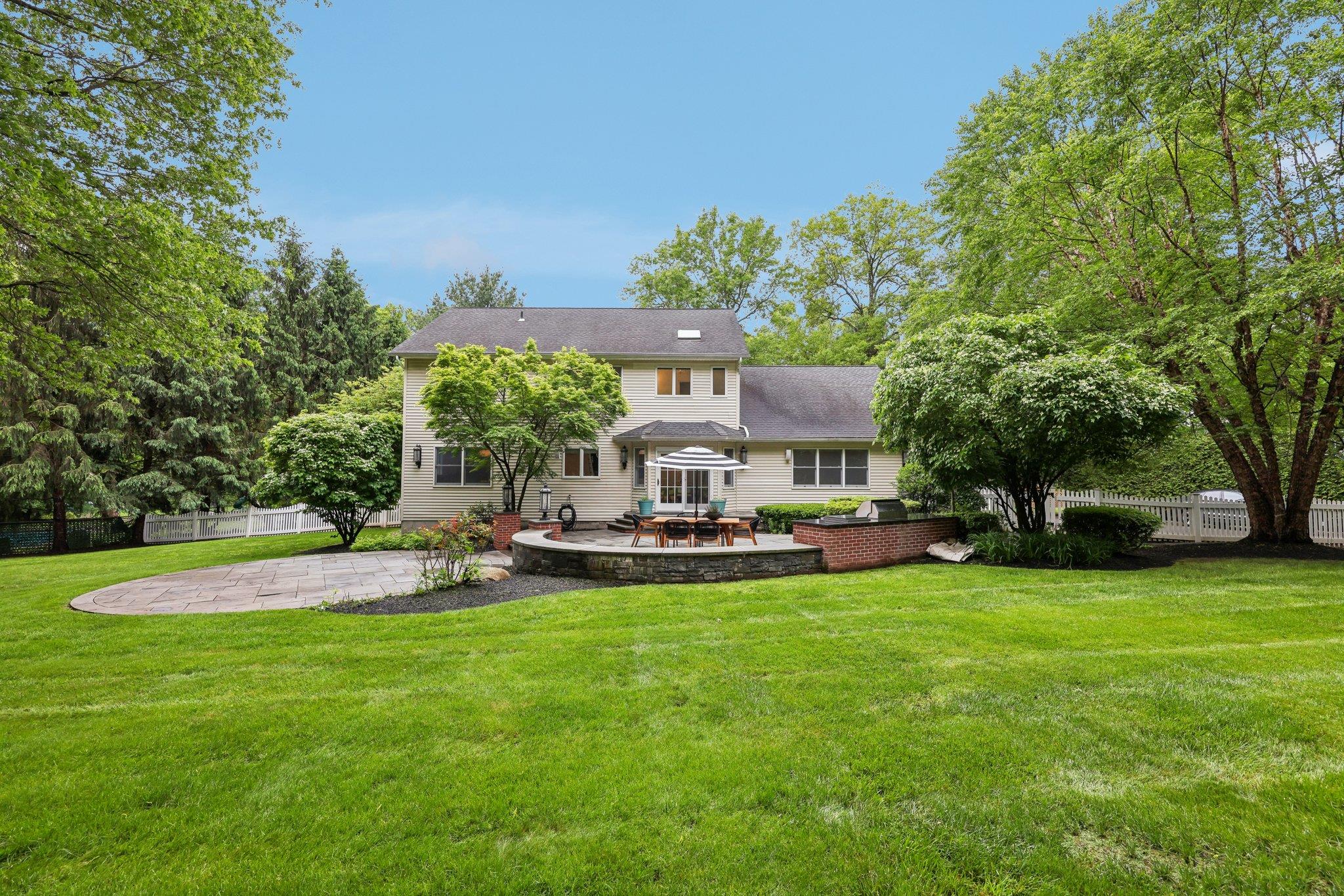 18 Sandstone Trail, New City, New York image 43