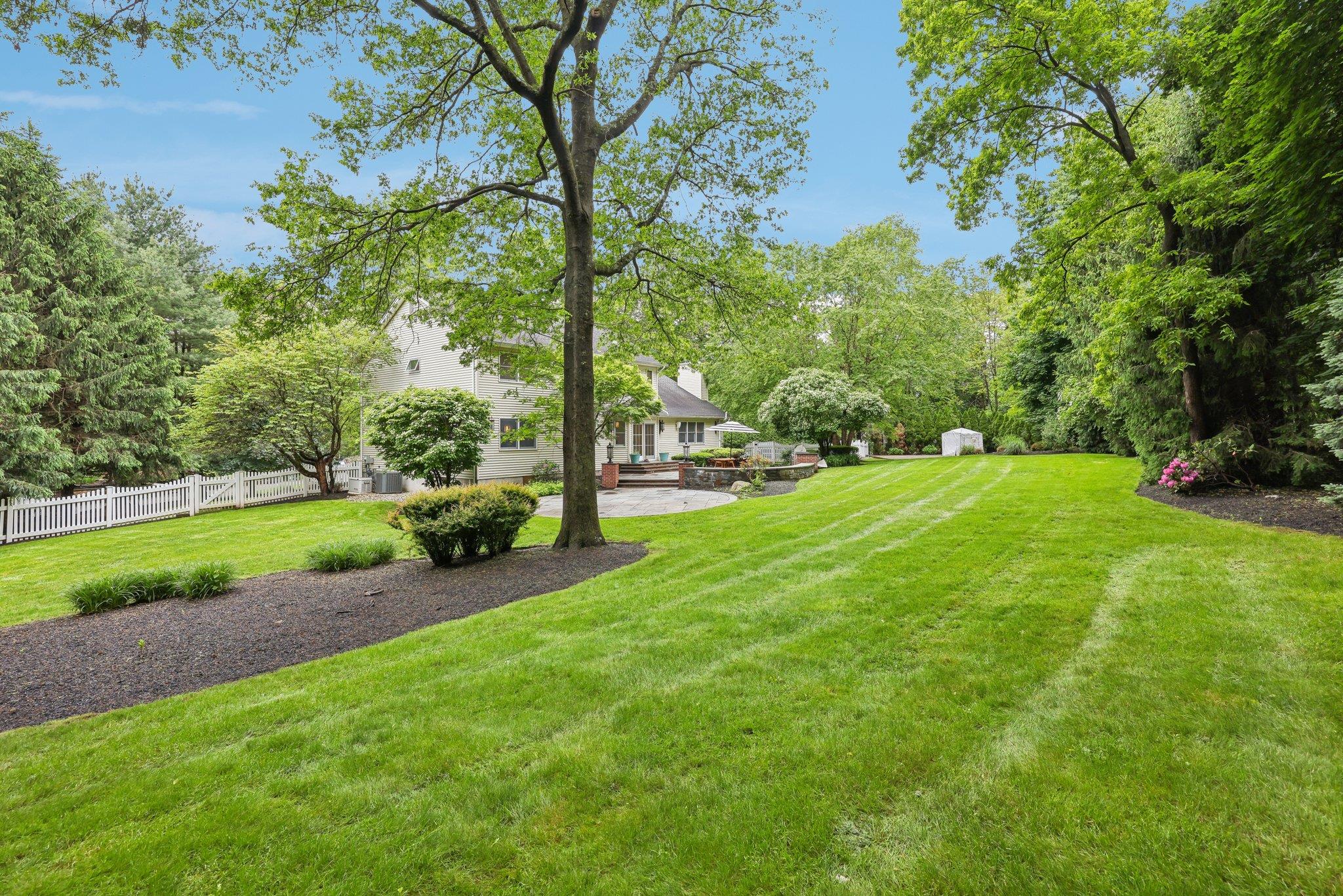 18 Sandstone Trail, New City, New York image 44