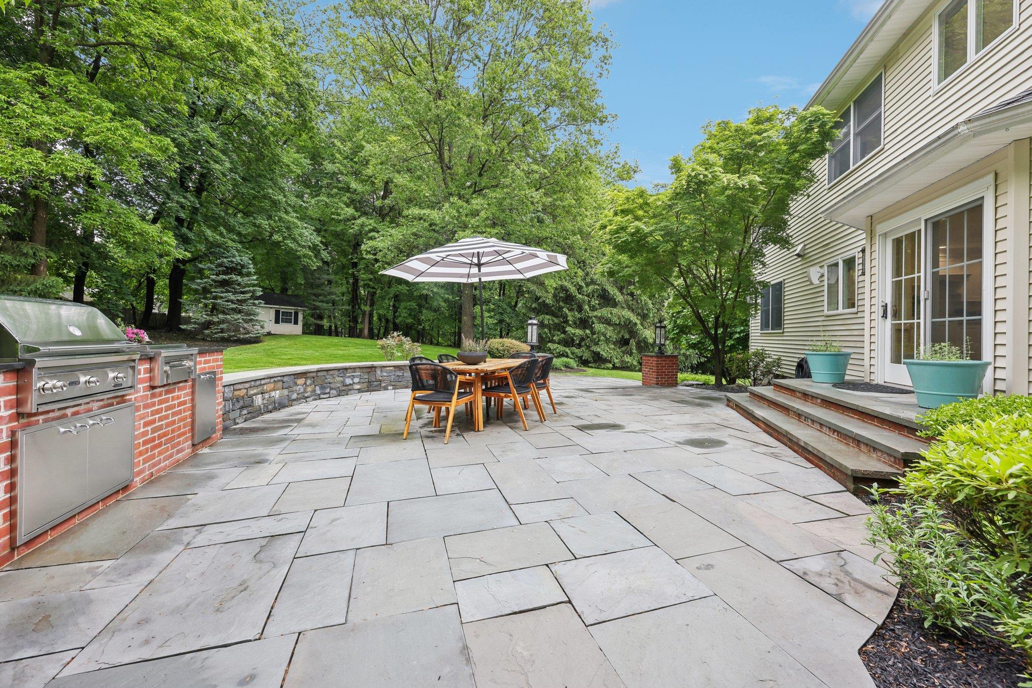 18 Sandstone Trail, New City, New York image 41