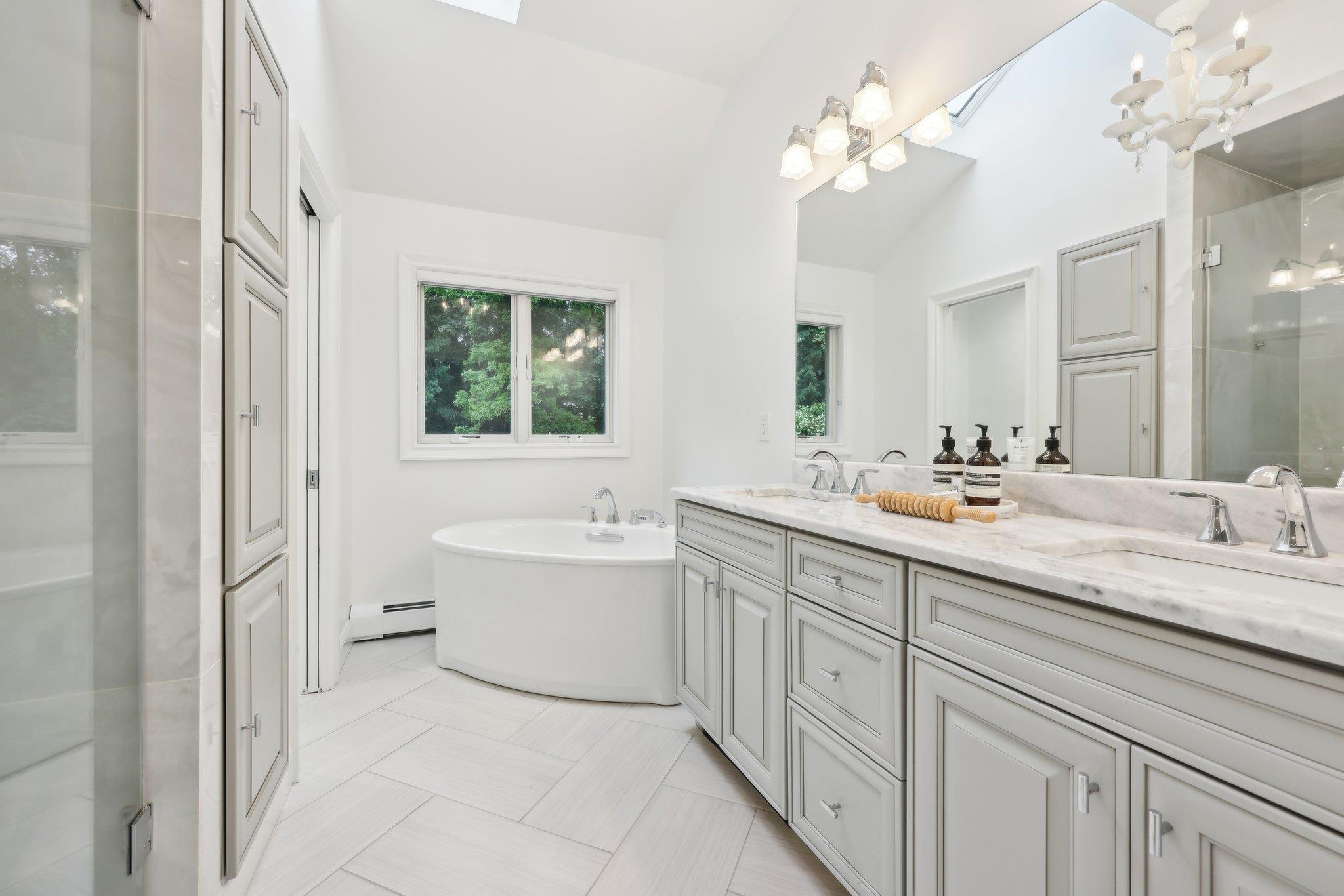 18 Sandstone Trail, New City, New York image 26