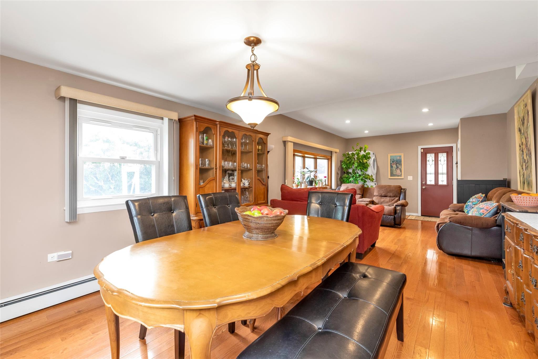102 Spruce Lane, Valley Stream, New York image 7