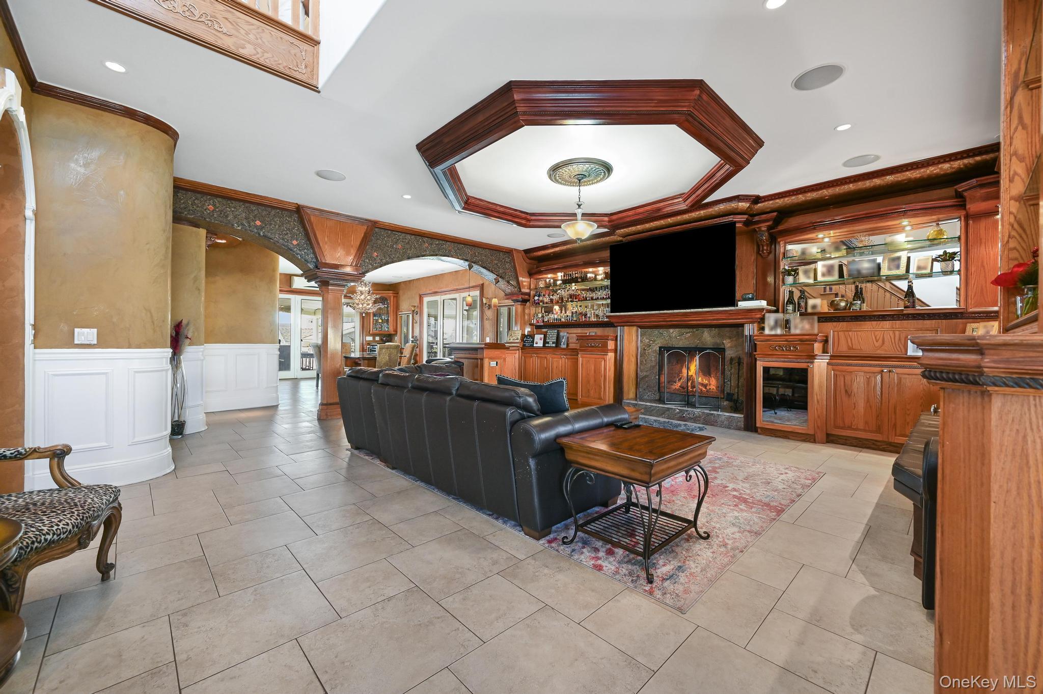 3664 Somerset Drive