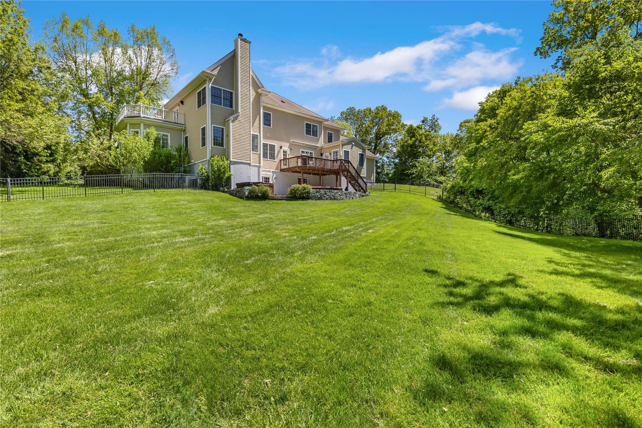 1 Majestic Ridge, Carmel, New York image 46
