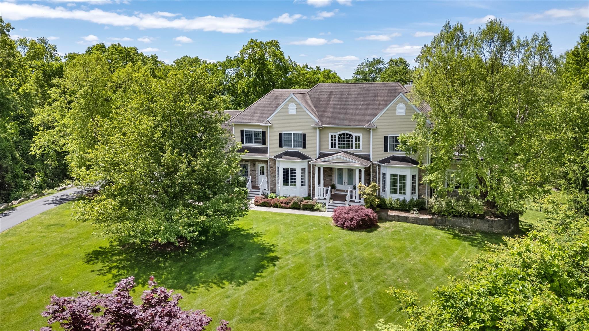 1 Majestic Ridge, Carmel, New York image 1