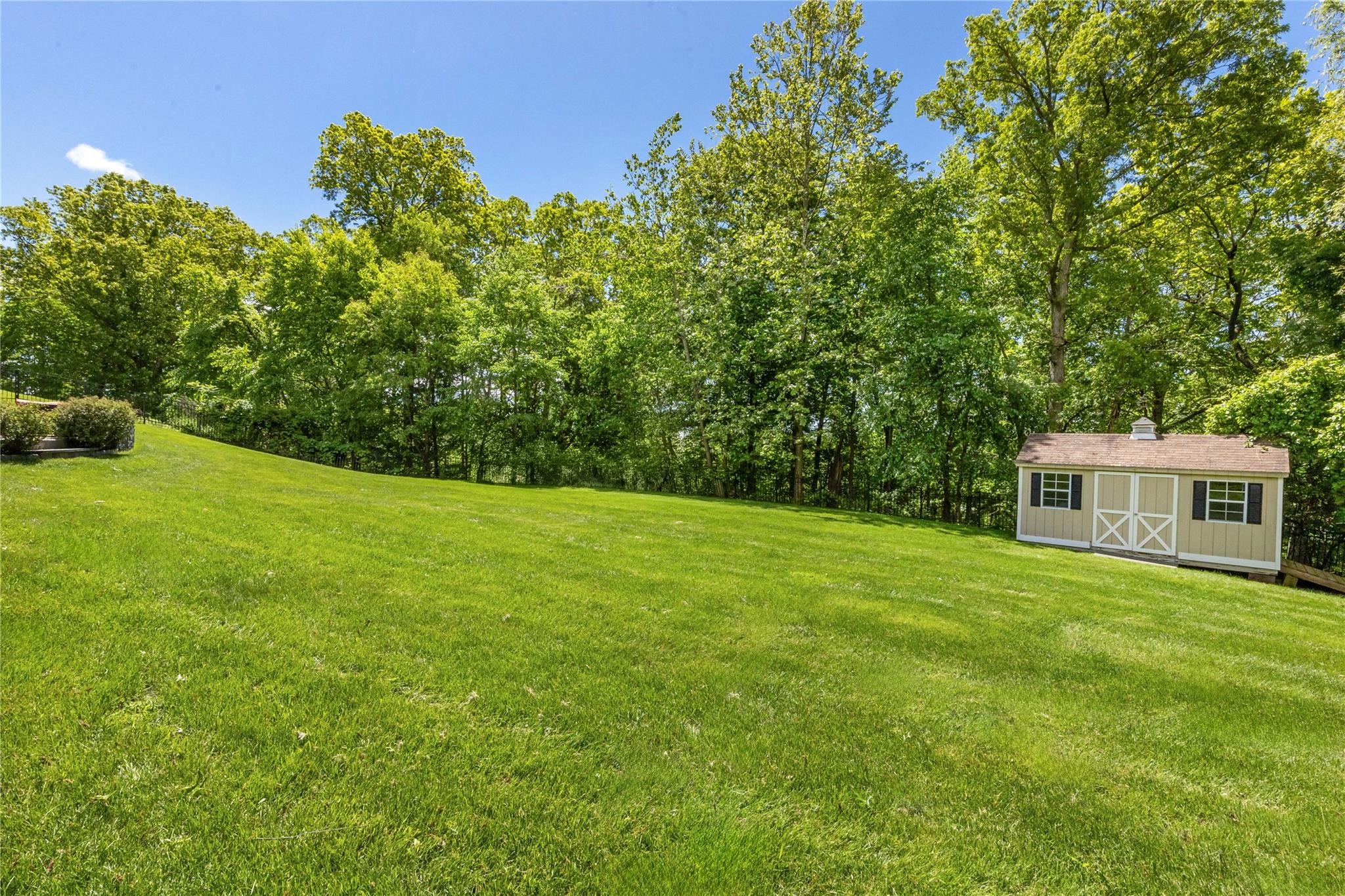 1 Majestic Ridge, Carmel, New York image 47