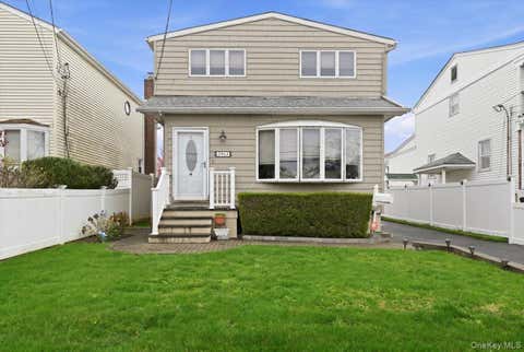 Homes For Sale - 2962 Higgins Street<br/> Oceanside, NY 11572