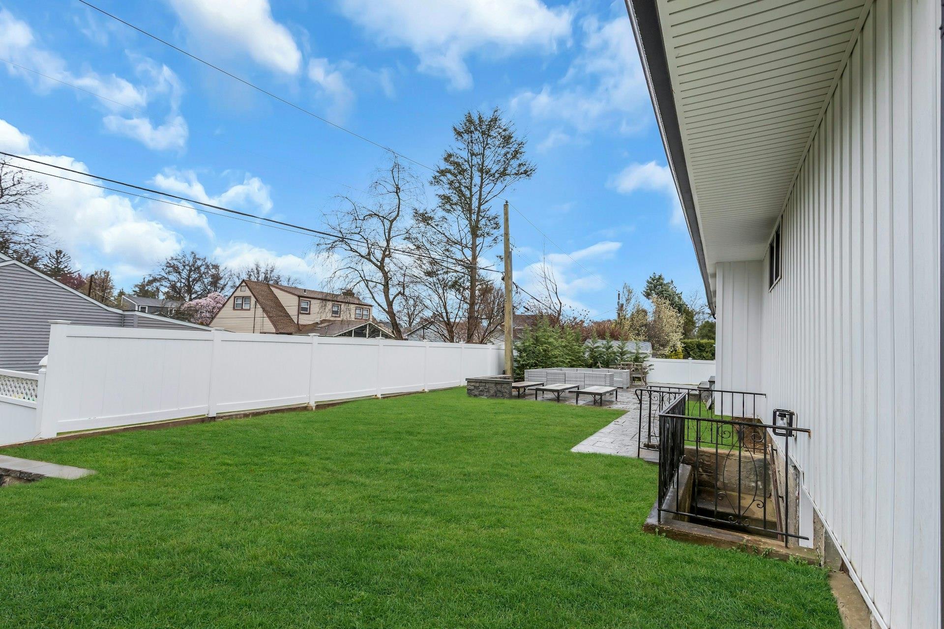 1 Jerry Lane, Glen Cove, New York image 28