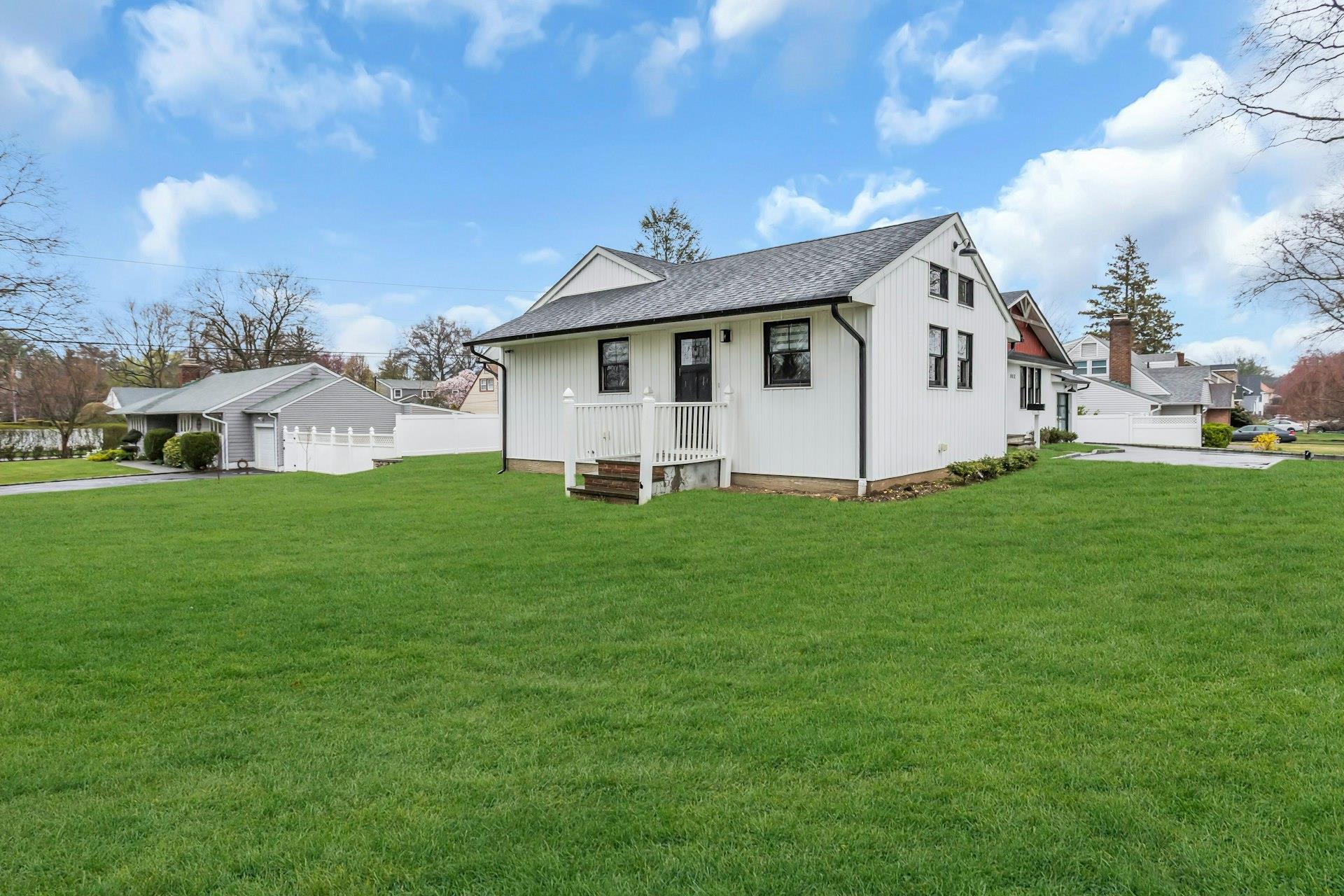 1 Jerry Lane, Glen Cove, New York image 29