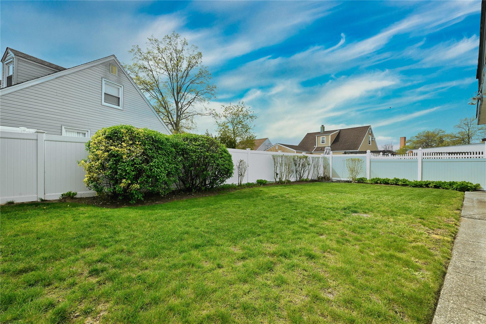 88 Jedwood Place, Valley Stream, New York image 31
